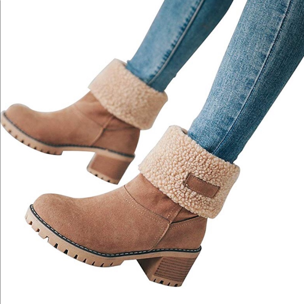 Warm Suede Chunky Round Heel booties - Picture 1 of 6